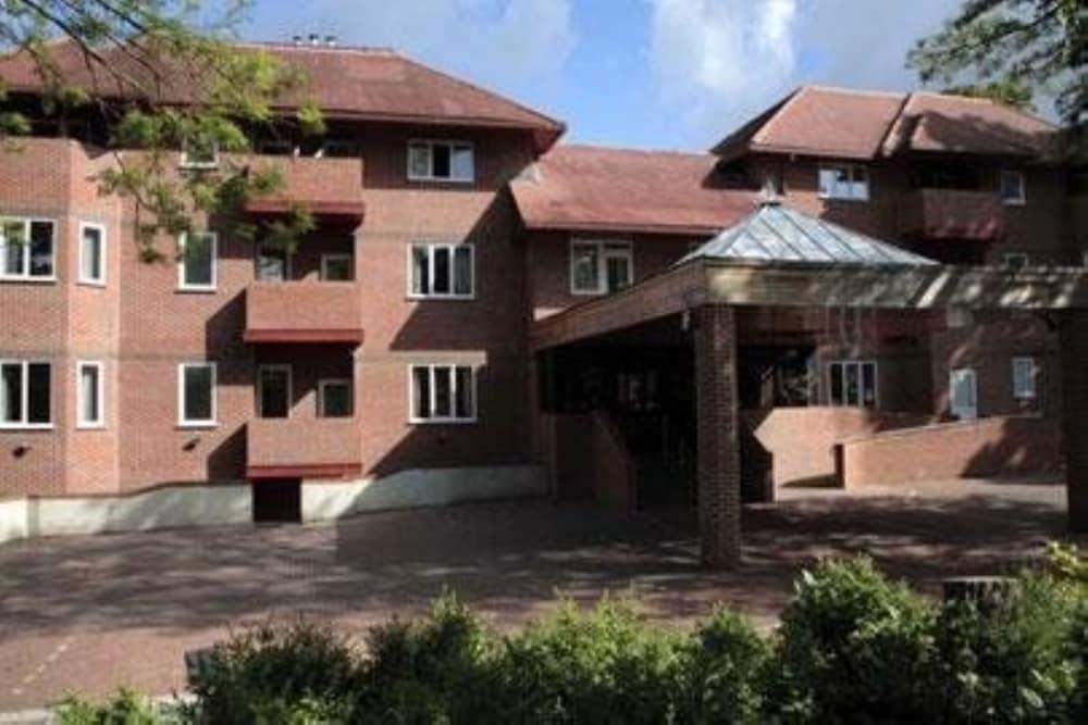Parkside International Hotel Ρίντινγκ Εξωτερικό φωτογραφία