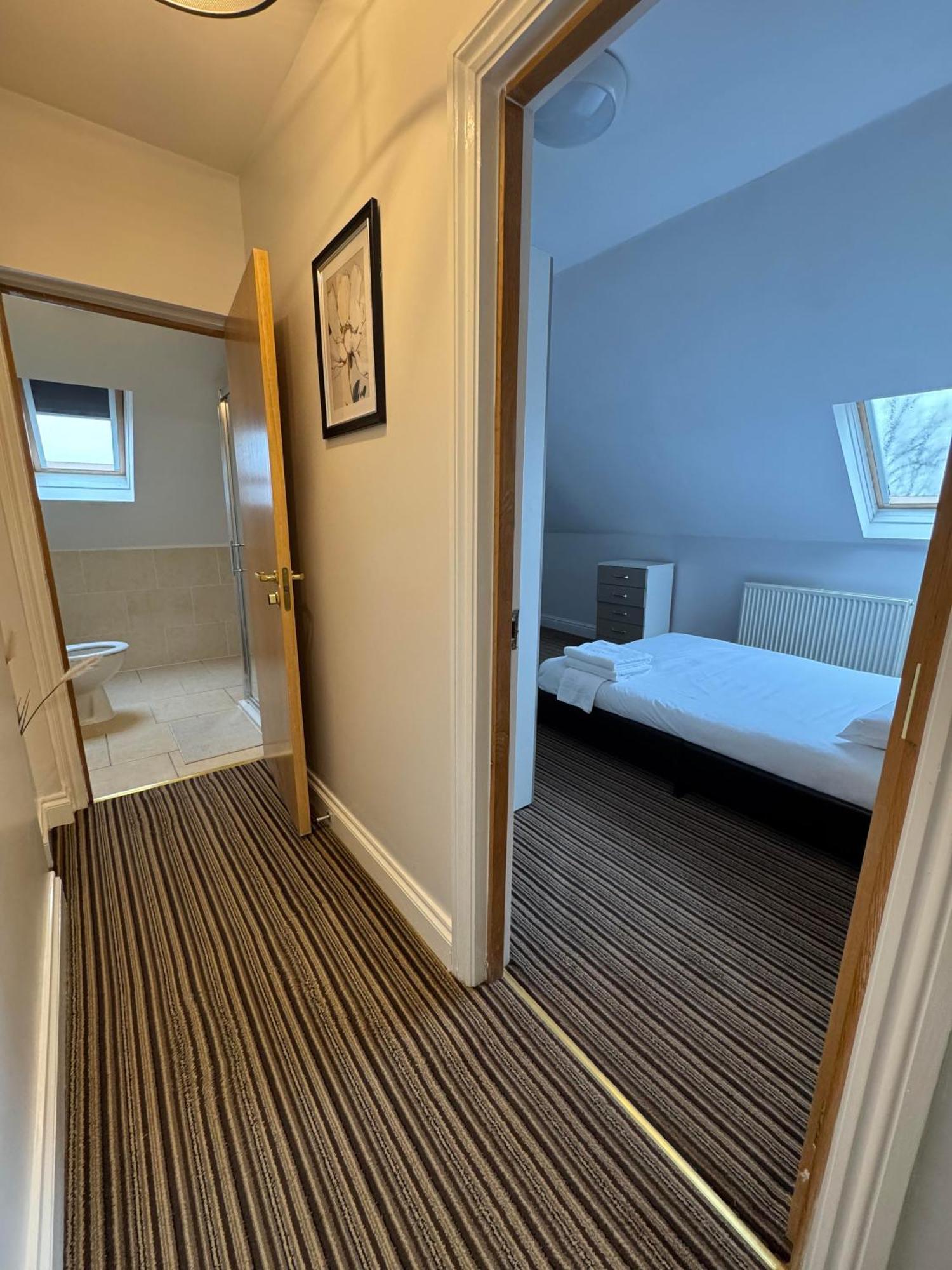 Parkside International Hotel Ρίντινγκ Εξωτερικό φωτογραφία