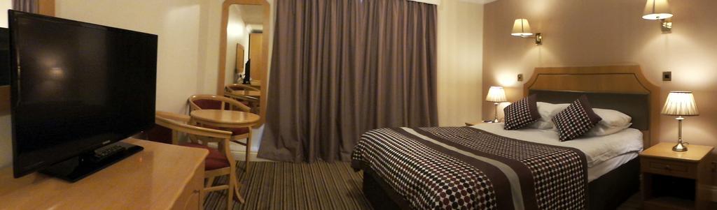 Parkside International Hotel Ρίντινγκ Εξωτερικό φωτογραφία